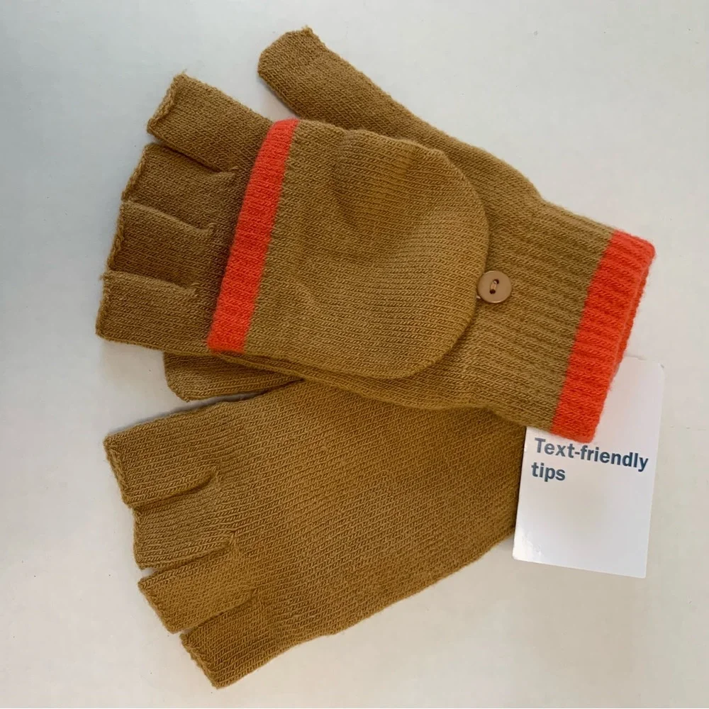 OLD NAVY NWT Text-friendly Tan and Orange Gloves O/S